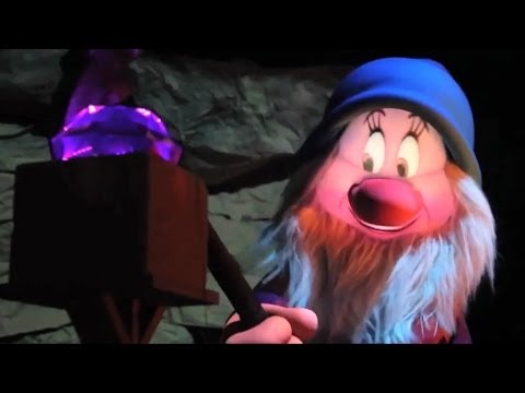 Seven Dwarfs Mine Train Full Multi Angle POV Ride w/ All Scenes, Interactive Queue, Ending Spoilers - UCe-gHr2O_LP7t0YJYHZQZlg