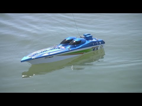 New Bright Fountain 23" RC boat tested - UC7aSGPMtuQ7uyVEdjen-02g