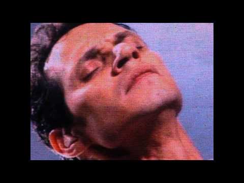 Marc Anthony - She Mends Me