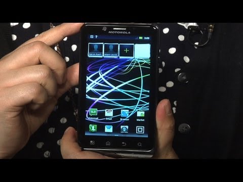 CNET Tech Review: Motorola Droid Bionic: We have the technology - UCOmcA3f_RrH6b9NmcNa4tdg