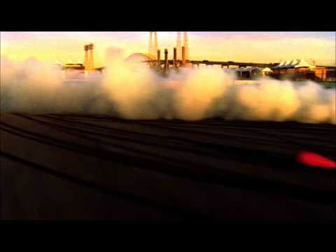 Awesome drifting footage from Red Bull Drifting show open... - UCblfuW_4rakIf2h6aqANefA