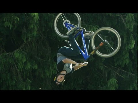 Bezanson Competes in First Slopestyle Event: 26TRIX | The Learning Curve Ep 4 - UCblfuW_4rakIf2h6aqANefA