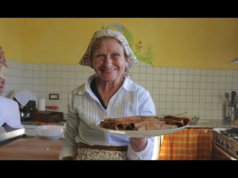 Discover Chestnut Flour Pancakes Called Necci | Pasta Grannies - UCedsqpl7jaIb8BiaUFuC9KQ