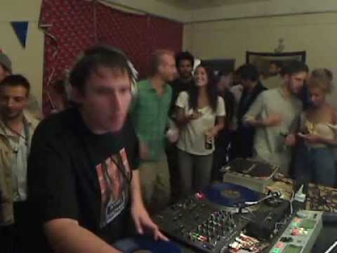 Hudson Mohawke Boiler Room London Hip-Hop DJ Set - UCGBpxWJr9FNOcFYA5GkKrMg