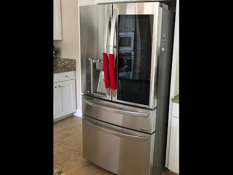 Here S The Skinny On Lg S Smallest Fridge Racer Lt