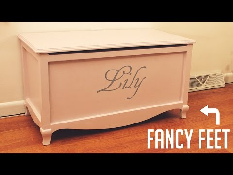 DIY Toy Chest with Hand-Painted Lettering - UCKv99M3K512A3GWlnKYRhRw