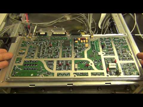 Teardown and Repair of an Agilent E4433B ESG-D 4.0GHz Synthesized Signal Generator - UCKxRARSpahF1Mt-2vbPug-g