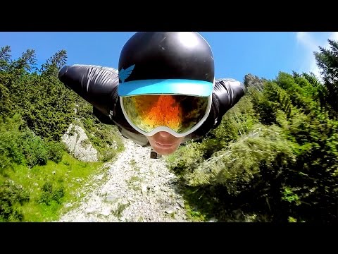 GoPro: 2500m Chamonix Wingsuit Flight - UCqhnX4jA0A5paNd1v-zEysw