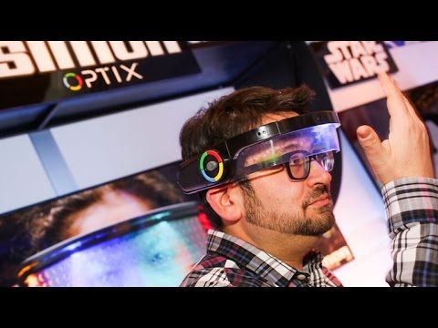 Simon Optix turns your face into a board game - UCOmcA3f_RrH6b9NmcNa4tdg