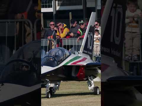 MASSIVE SCALE REALISM 🤯 Giant RC M-346 Jet Taxi #short #shorts