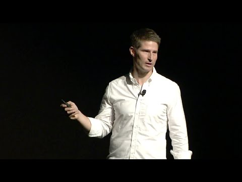 James Reinhart, CEO of thredUP | Upfront Summit 2015 - UCNUaek2QR5g9VwdhtgvnQ5w