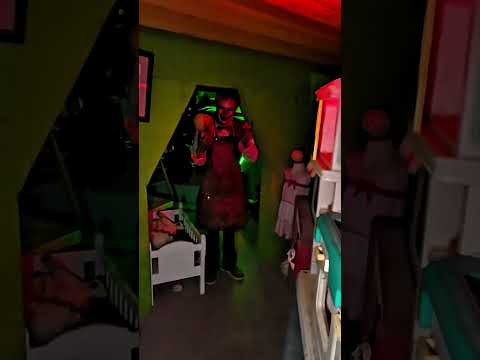 This guy kept stalking me! #halloween2025 #spooky #scary #terrifying #hauntedhouse