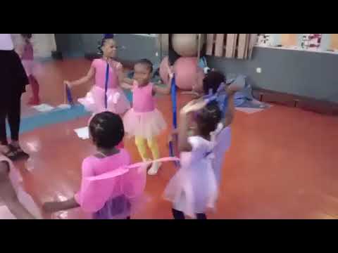 Lovely Ballet moment with little Ballerinas 🩰