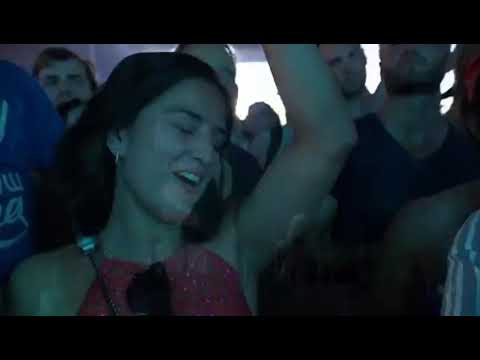 Lost frequencies question deluxe version live at PinkPopFest2022