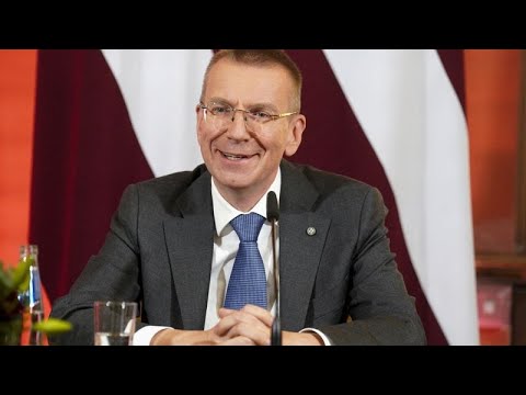 Λετονία: Ορκίστηκε ο Ρίνκεβιτς - Ο πρώτος ανοιχτά ομοφυλόφιλος αρχηγός κράτους της ΕΕ