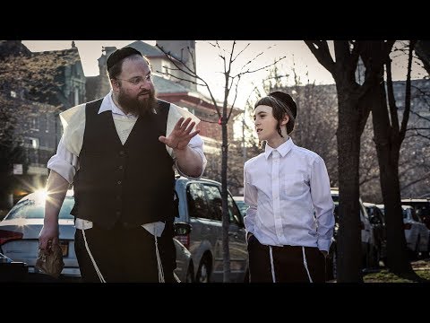 Menashe (2017) trailer