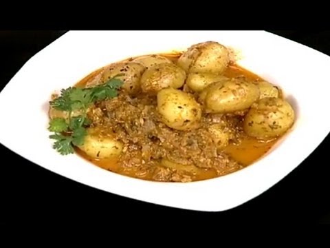 Baby Potatoes in Spicy Yogurt Gravy by Sanjeev Kapoor - UCmoX4QULJ9MB00xW4coMiOw