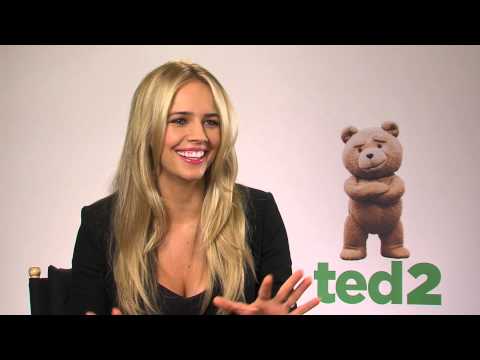 Why Jessica Barth did not dare to prank Mark Wahlberg - Ted 2 - UCF6-DtXR5feBLW8k2WJpsTw