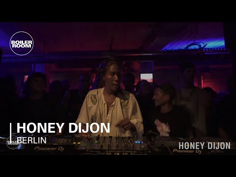 Honey Dijon Boiler Room Berlin DJ Set - UCGBpxWJr9FNOcFYA5GkKrMg