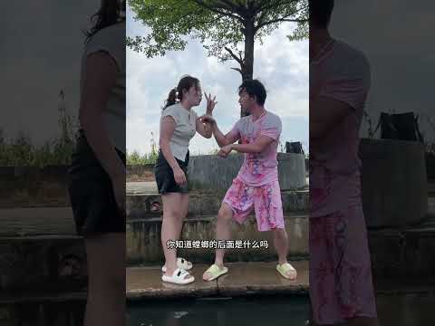 你有螳螂拳,我有黄雀腿#搞笑视频 #意想不到的结局 #无厘头