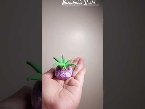 DIY clay plant|Nusaibah's World|#cute #creativeclayideas #clayart #clay #claycraft #plants #shorts