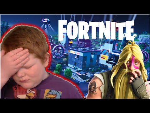 CJ PLAYS Fortnite Stream | Add me and play with me!