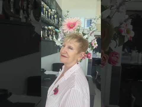 Short layer Women hairstyle #haircut #layerup #pixiehaircut