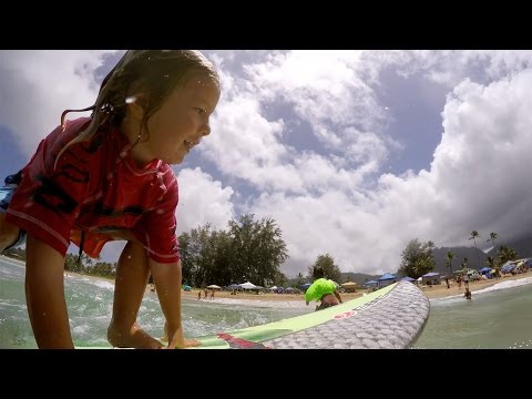 Axel Irons Surfs with Uncle Bruce During the Pine Trees Classic - UCziB6WaaUPEFSE2X1TNqUTg