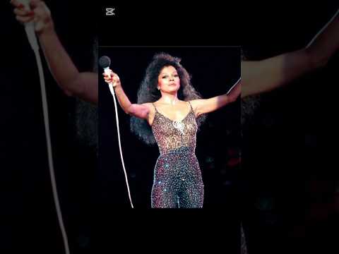 Diana Ross: Queen of Motown & Icon of Music 🎤✨ #dianaross #queeofmotown #shorts