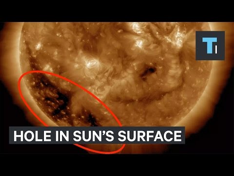 NASA spotted a hole on the surface of the sun - UCVLZmDKeT-mV4H3ToYXIFYg