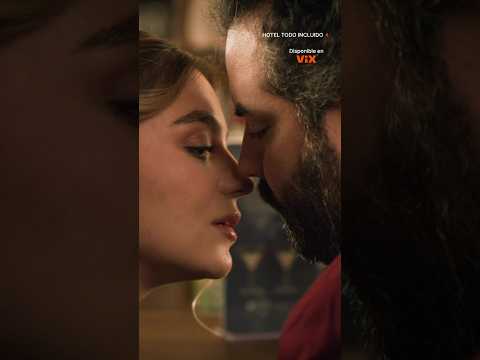 Sebastián y Marcela por <strong>poco</strong> se dan un romántico beso #HotelTodoIncluido