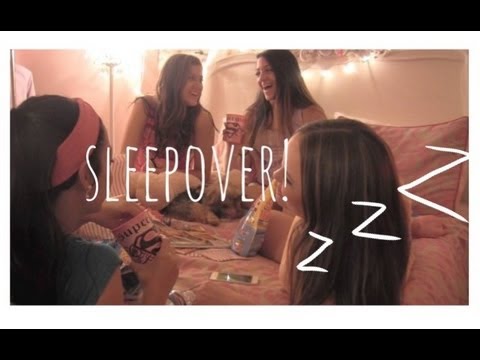 Sleepover Outfit, tips, ideas + essentials!☽☆ - UCuVHOs0H5hvAHGr8O4yIBNQ