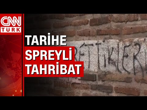 Tokat'taki Taşhan'ın duvarları yazılarla doldu