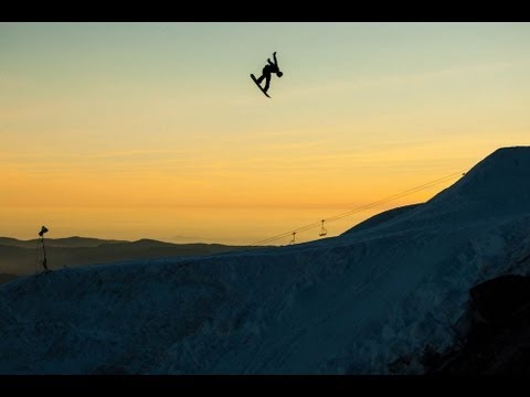 Slash snowboard team invades High Cascade Snowboard Camp - TransWorld SNOWboarding - UC_dM286NO7QhuX18nMW0Z9A