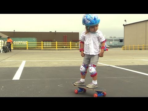 2 YEAR OLD SKATEBOARD SETUP! - UC9PgszLOAWhQC6orYejcJlw