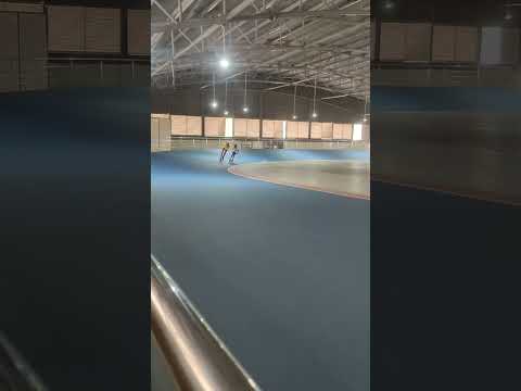 Ohh 😮 Nice Track 💯 Speed skaters #skating #viewskaisebadhaye #rollerskating