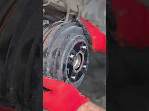 <strong>hyundai</strong> rear wheel bearing jammed replacement guide #automobile #mechanic