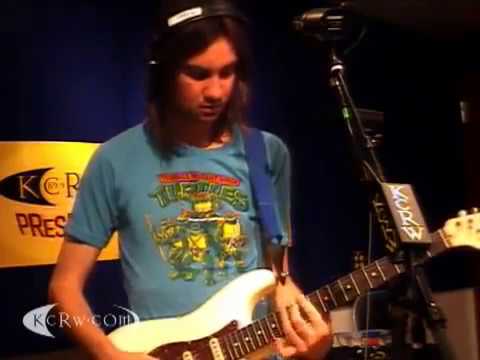 Runway, Houses, City, Clouds (Live Solo Instrumental) - Tame Impala