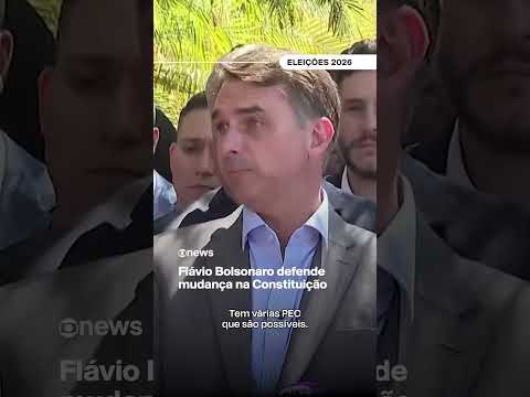 Flávio Bolsonaro defende mudança na Constituição