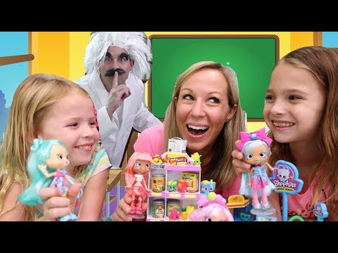 Special Delivery at the Pretend Toy Hotel of Shopkins Mini Packs - UC8MR0wSTbzs5Yo7DgP04P-w