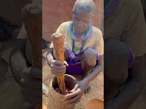 Desert woman making traditional cooking oil for breakfast #morningroutine #desertlife