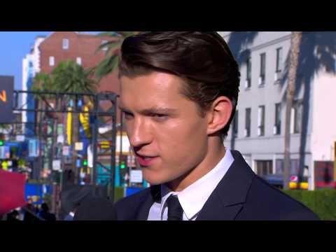 Tom Holland Swings Into Action at the Spider-Man: Homecoming Red Carpet World Premiere - UCvC4D8onUfXzvjTOM-dBfEA