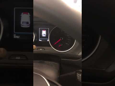Come si resetta la spia Service della Volkswagen Tiguan?
