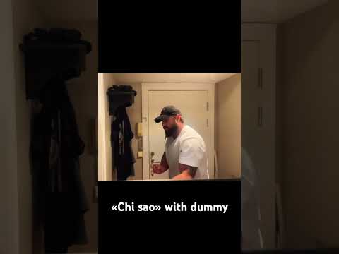 «Chi sao» with dummy