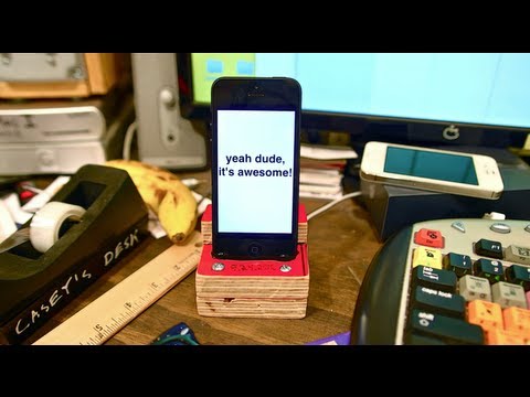 Build an iPhone 5 dock for $1 - UCtinbF-Q-fVthA0qrFQTgXQ