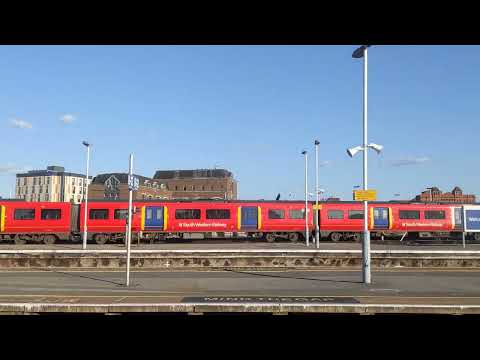 Class 378 - London Overground - Clapham Junction - 16th July 2021