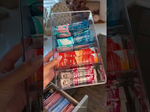 just trying to keep my apartment cozy and cute 🤍 Everything 🔗 on my bio🤍 #organizedhome