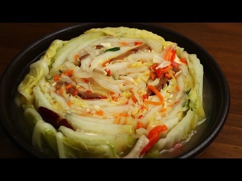 Non-Spicy Kimchi (White kimchi: Baek-Kimchi: 백김치) - UC8gFadPgK2r1ndqLI04Xvvw