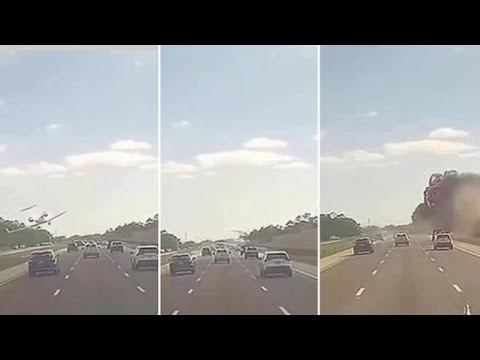 Florida, aereo precipita sull’autostrada trafficata e colpisce un veicolo: la dashcam filma lo...