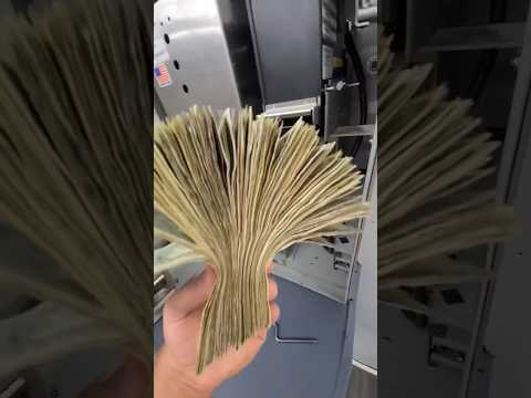 How much $$ my laundromat made this weekend!! #money #laundry #investment #busines #reupload